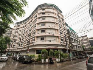 New Suanmali Hotel Бангкок Экстерьер фото